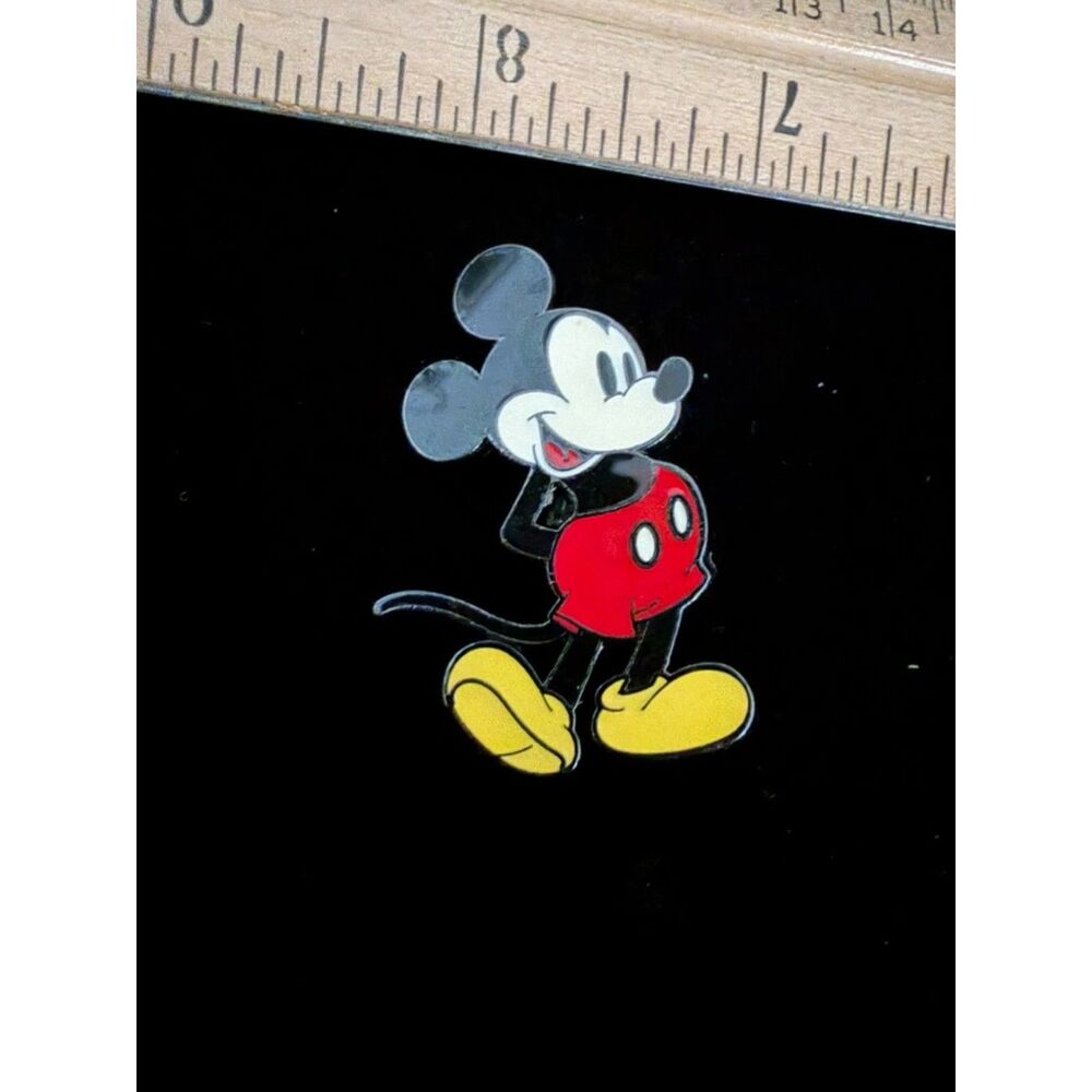 vtg Mickey mouse Character enamel pin